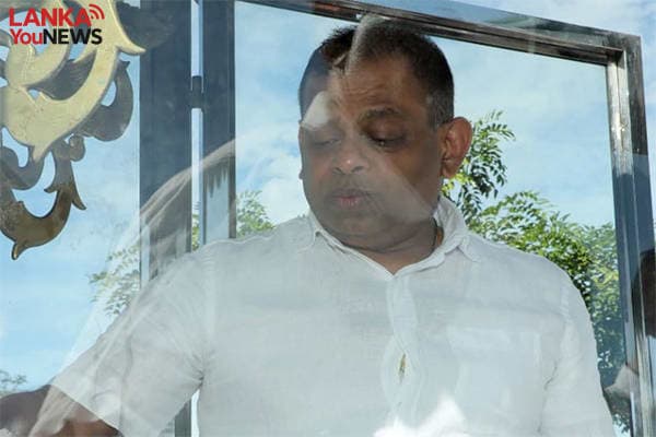 දේශබන්දුට තර්ජනය කළ දෙදෙනෙකු ගැන විමර්ශන අරඹයි